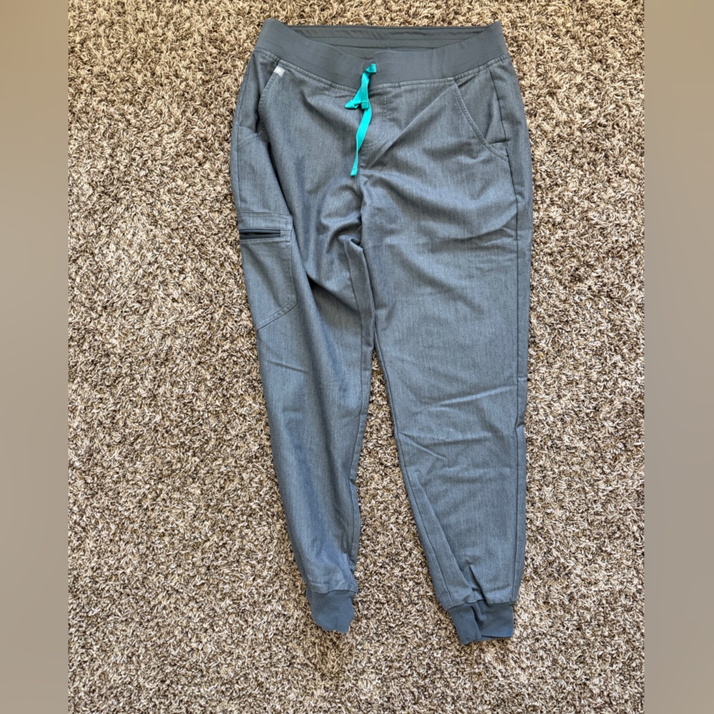 Figs Women’s Graphite Zamora Jogger Scrub Pants